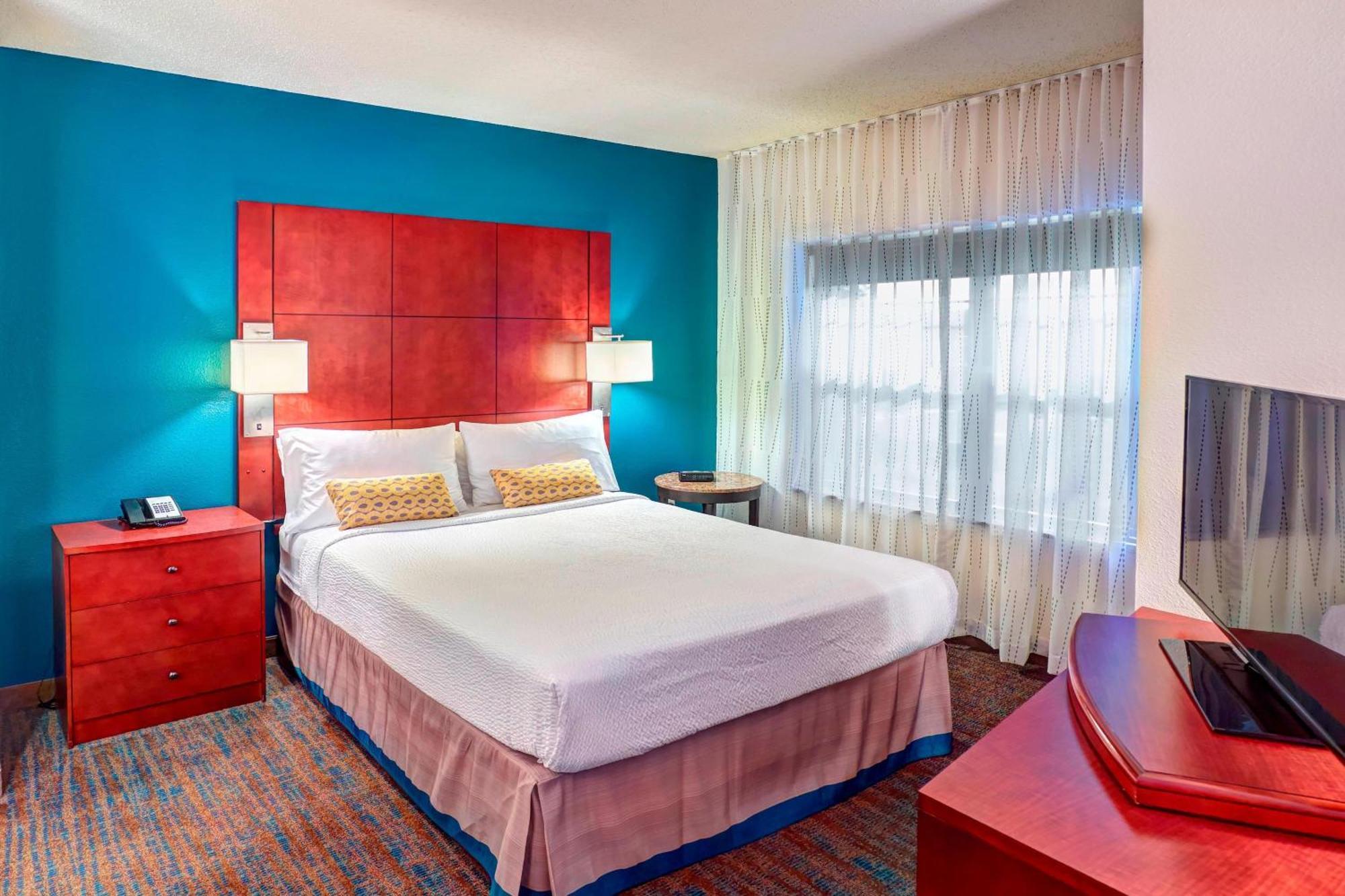 Residence Inn Minneapolis Плимут Экстерьер фото